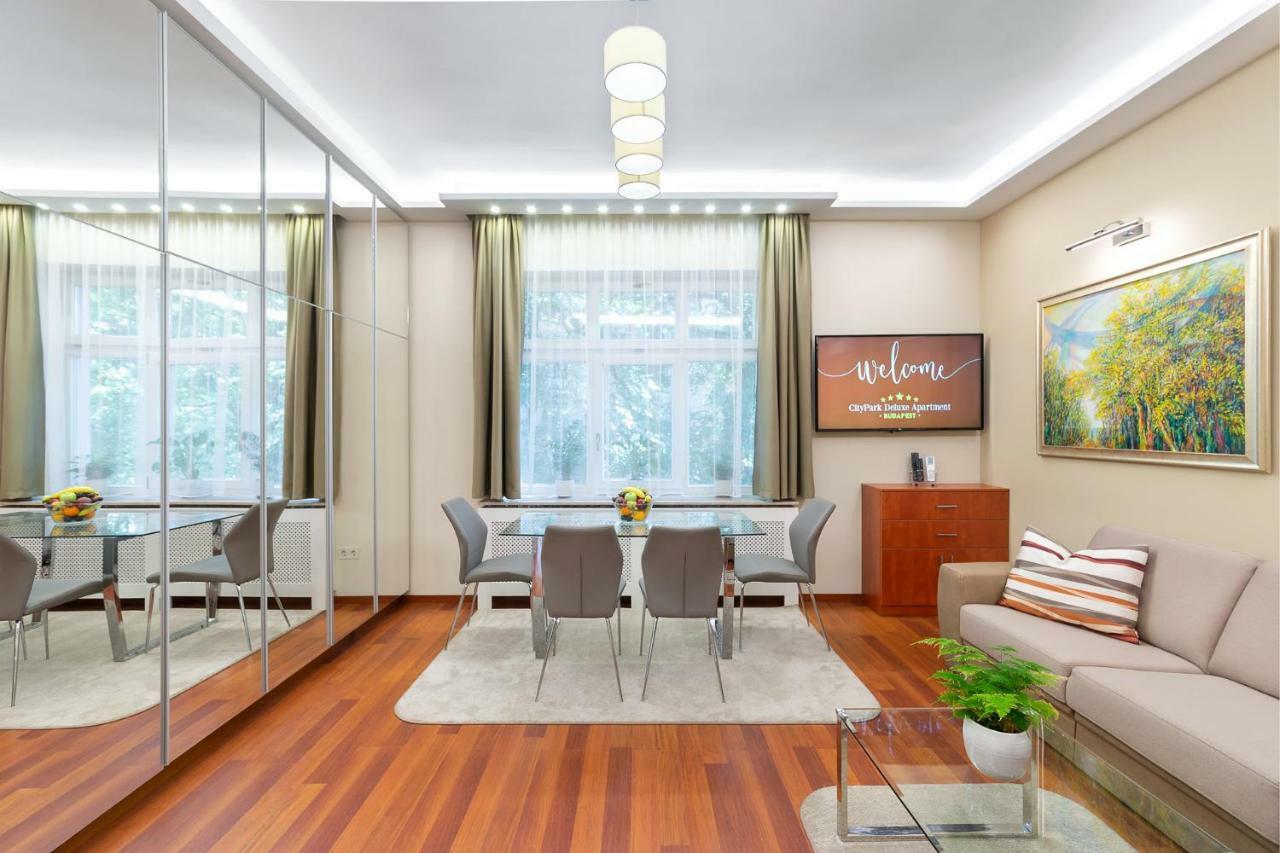 Citypark Deluxe Apartment Budapest Exterior foto